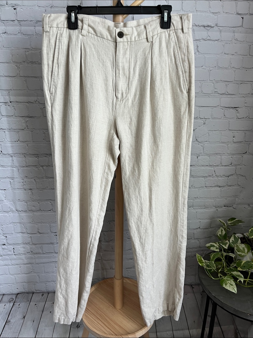 Caribbean Men's Light Cream Pleated Linen-Blend Trousers 34X32